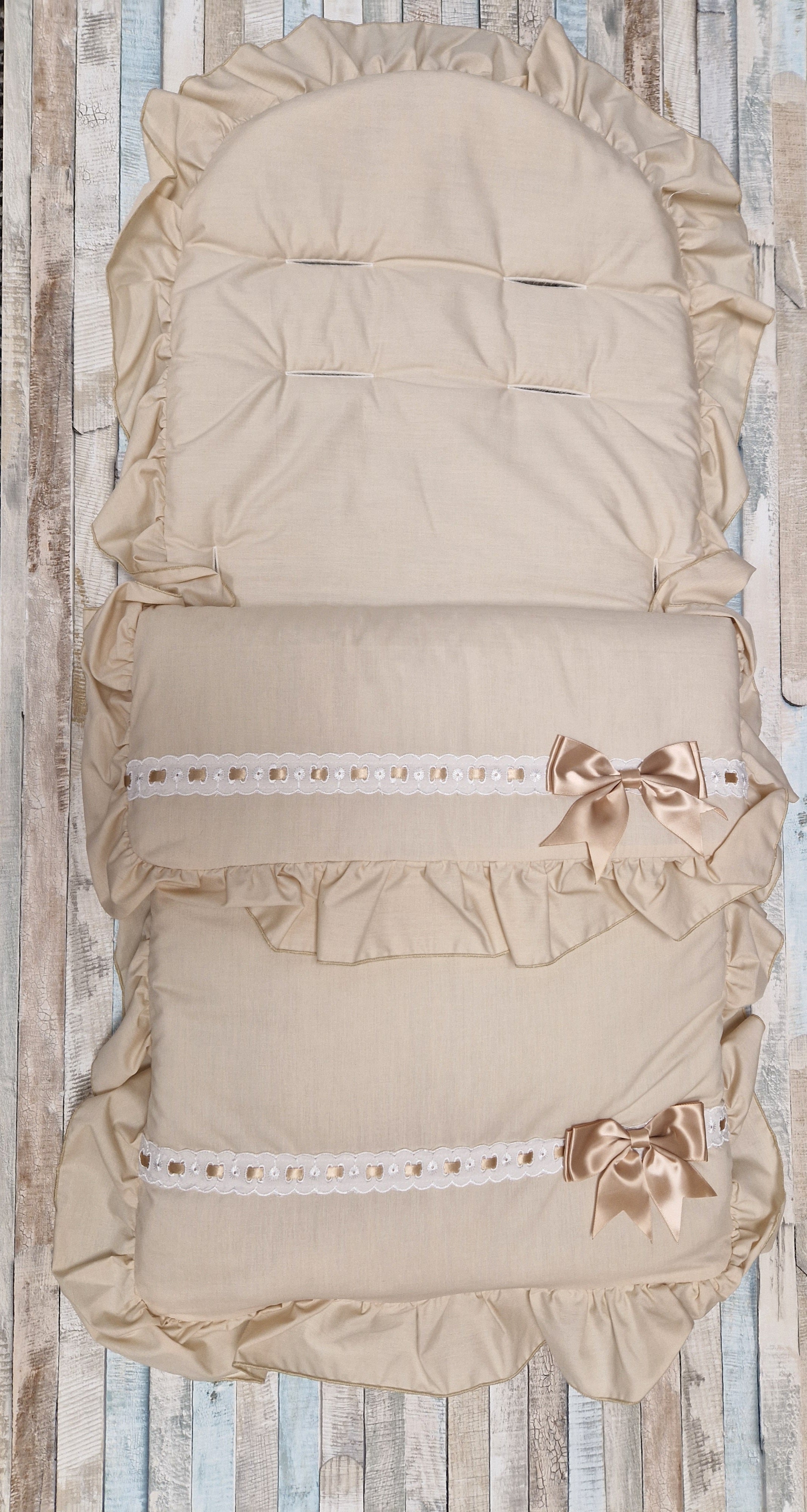 Unisex Baby Beige Frill Universal Pushchair Footmuff/ Cosytoes With Beige Satin Side Bow
