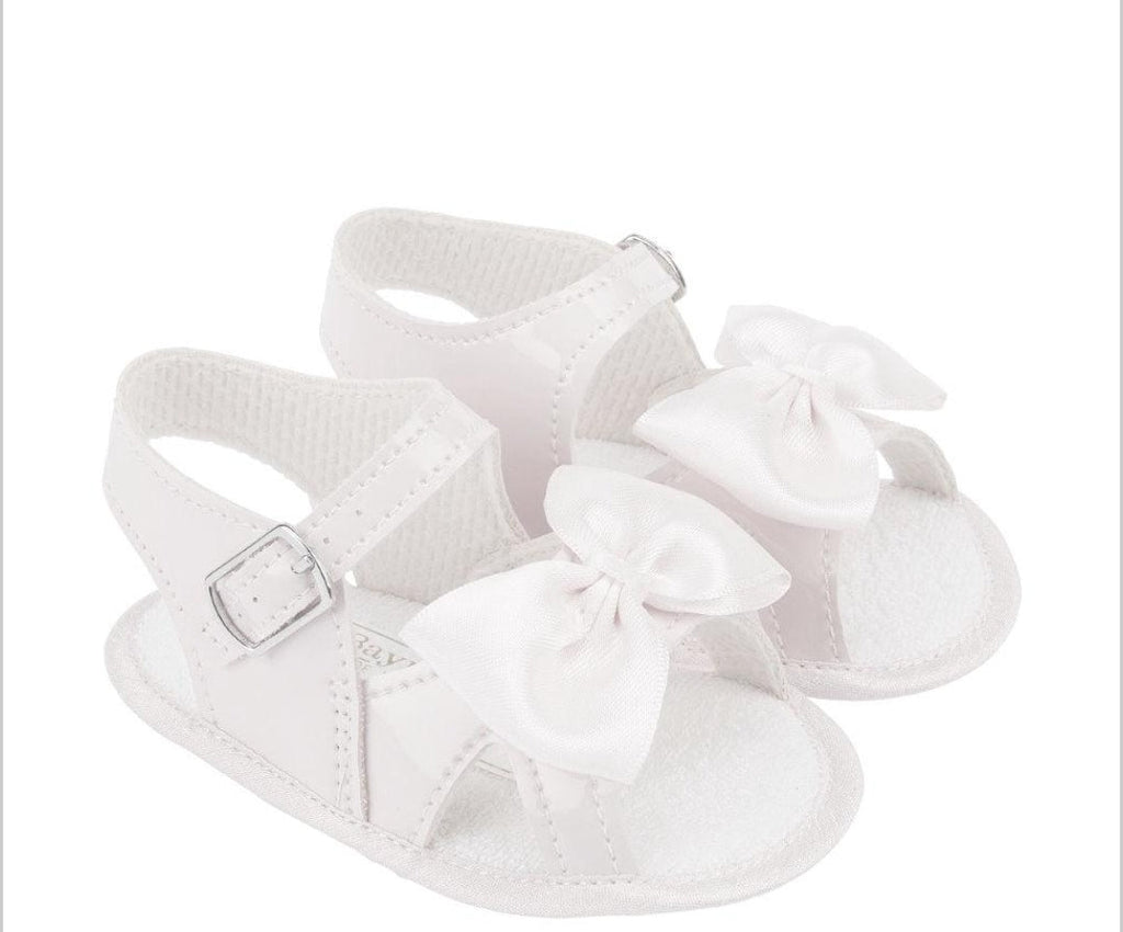 Baby Girls Bay Pod White Soft Sole Sandals With Satin Bow